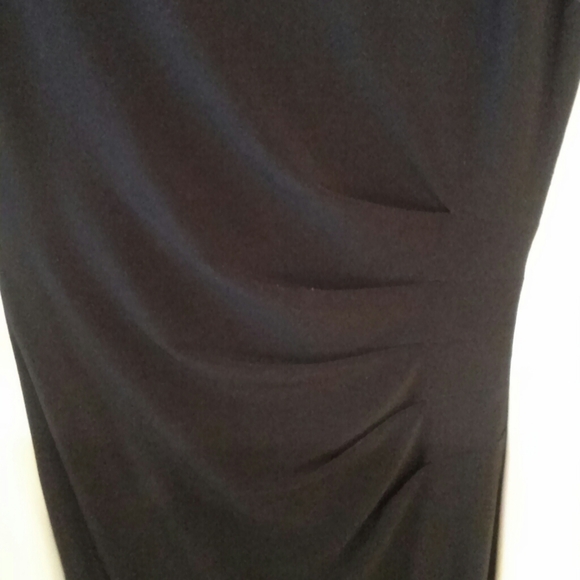 Dress - Picture 3 of 8